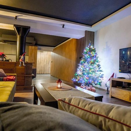 Uroczy Apartament Wita Stwosza Most クウォツコ エクステリア 写真