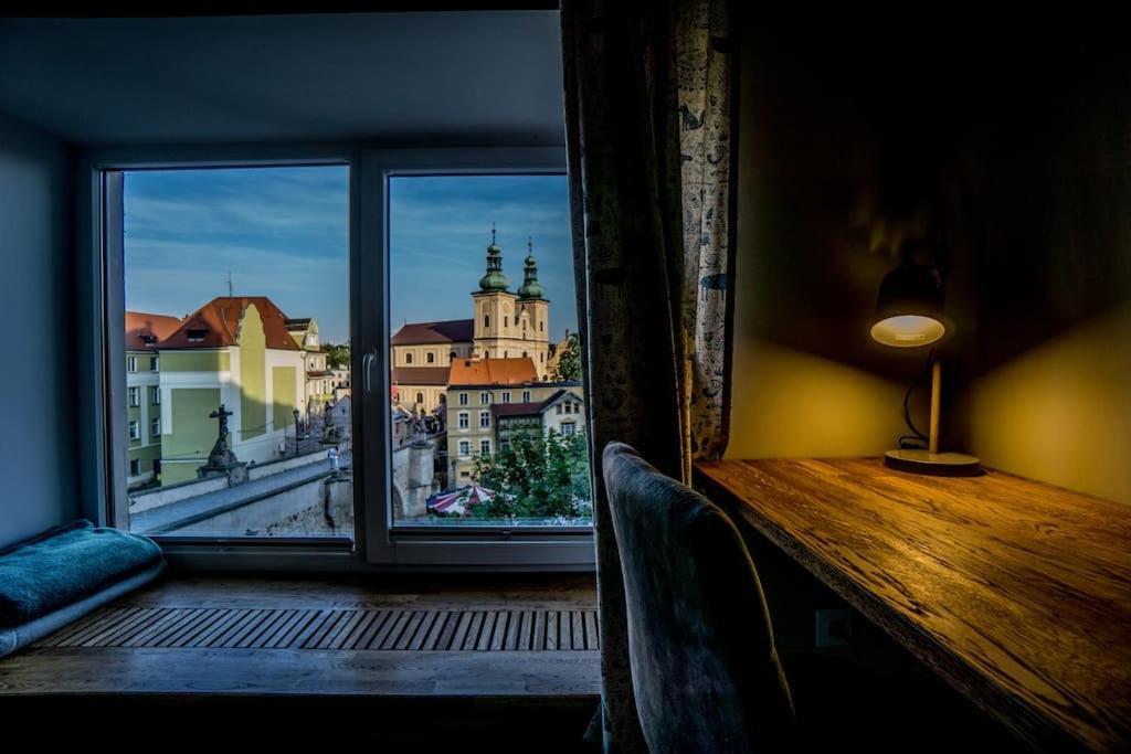 Uroczy Apartament Wita Stwosza Most クウォツコ エクステリア 写真