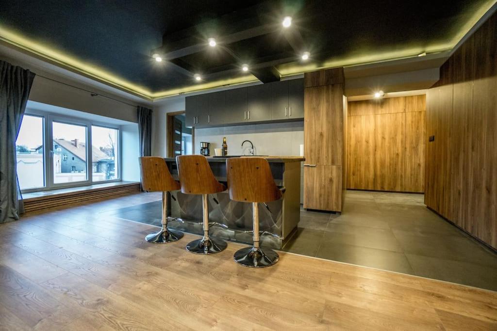 Uroczy Apartament Wita Stwosza Most クウォツコ エクステリア 写真