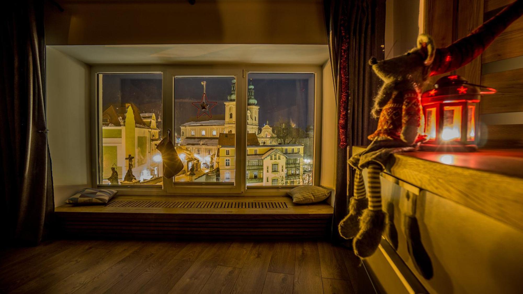 Uroczy Apartament Wita Stwosza Most クウォツコ エクステリア 写真